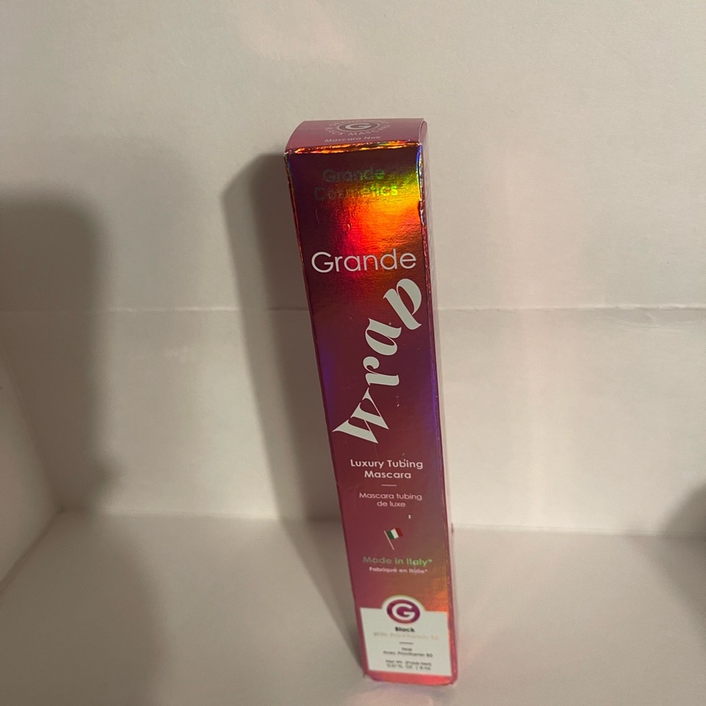 Grande Wrap Luxury Tubing Mascara